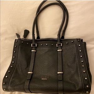 GUESS shoulder bag - business lady carry-all tote.